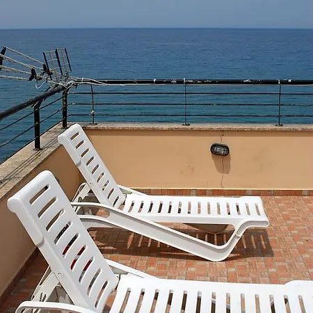 Venetia Beach House *